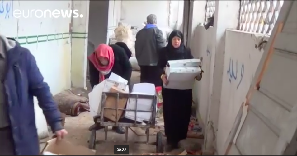 DANS LE QG DÉSERTÉ PAR LES REBELLES, UNE CAVERNE D'ALI BABA