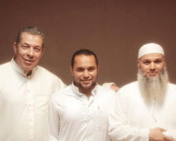 Salih Farhoud avec ses amis salafistes.